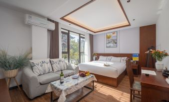 Bancheng Light Luxury Courtyard (Chuxiong Yiren Ancient Town)