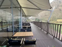 Peak Congye Luxury Tent Hotel Hotel a Luoping