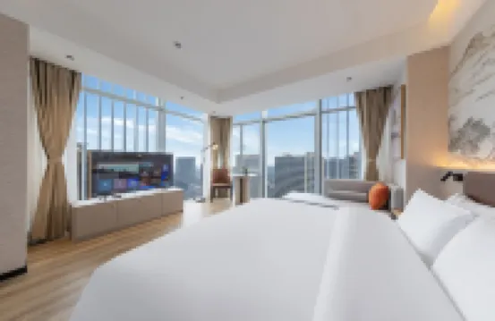 芸帆酒店（成都龍泉驛成洛大道店）