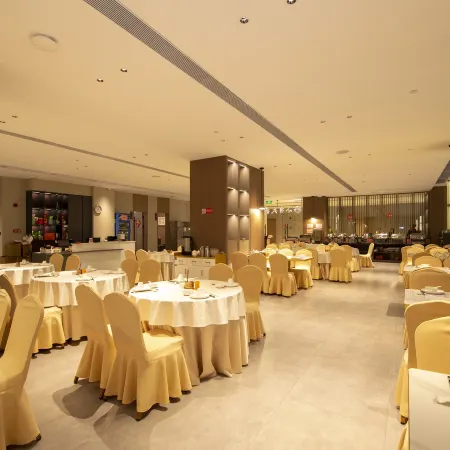 Danxia Mountain Jincheng Hotel