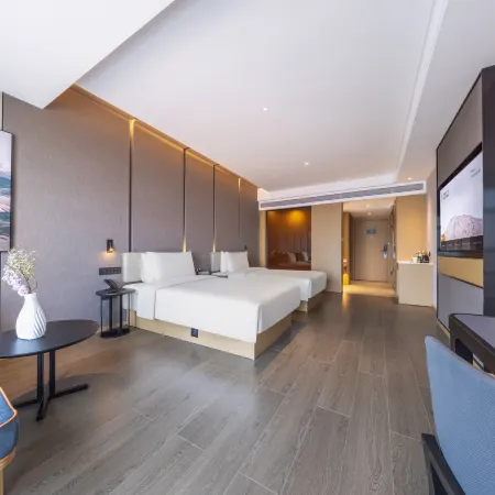 Atour Hotel Changsha media group window of the world