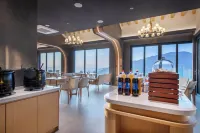Cloud Built Banshan Pond Scene Hotel - breakfast