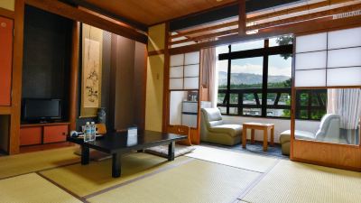 本館 和室14畳 阿蘇の司ビラパークホテル & スパリゾートの写真