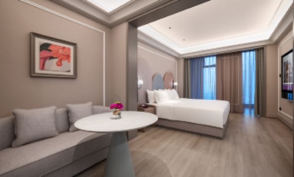 Mercure Hefei South Station Luogang Central Park Hotel