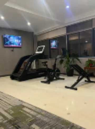 GreenTree Inn Express Hotel (Haiyan Wuyue Plaza)