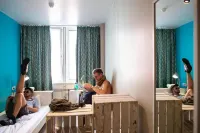 Wombat's City Hostel Munich Hauptbahnhof - balcony
