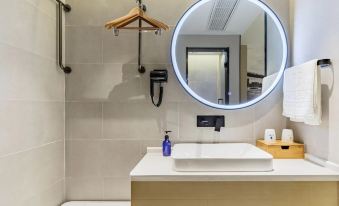 Super 8 Hotel (Huainan Chunlin Plaza)