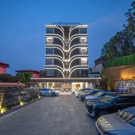 Mile Huquan Shuixiang Haofeng Wyndham Hot Spring Hotel