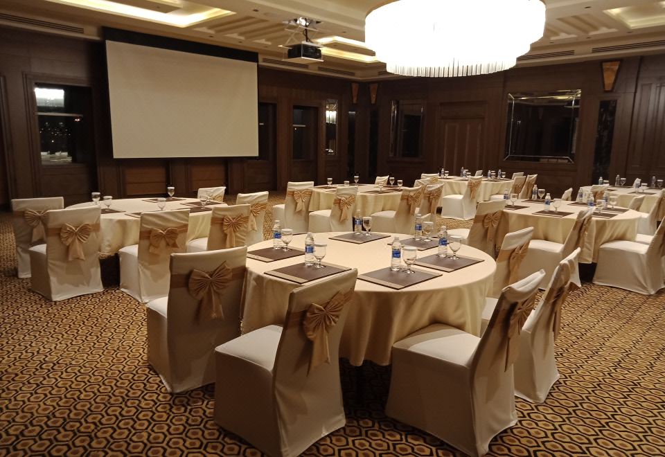 [스텔라 디 마레 호텔 두바이 마리나 내부 스파 시설]