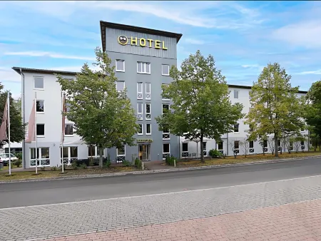 B&B HOTEL Berlin-Dreilinden Отели в г. Клайнмахнов