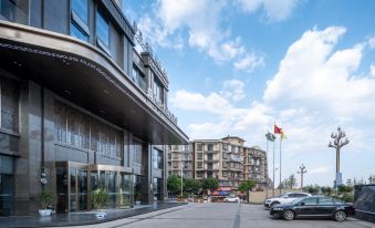 Guanghan Minshan Jingyun Hotel