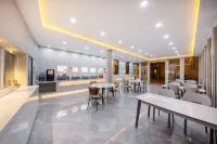 瀾滄華庭大飯店（拉祜廣場民族街店） - 3 星級