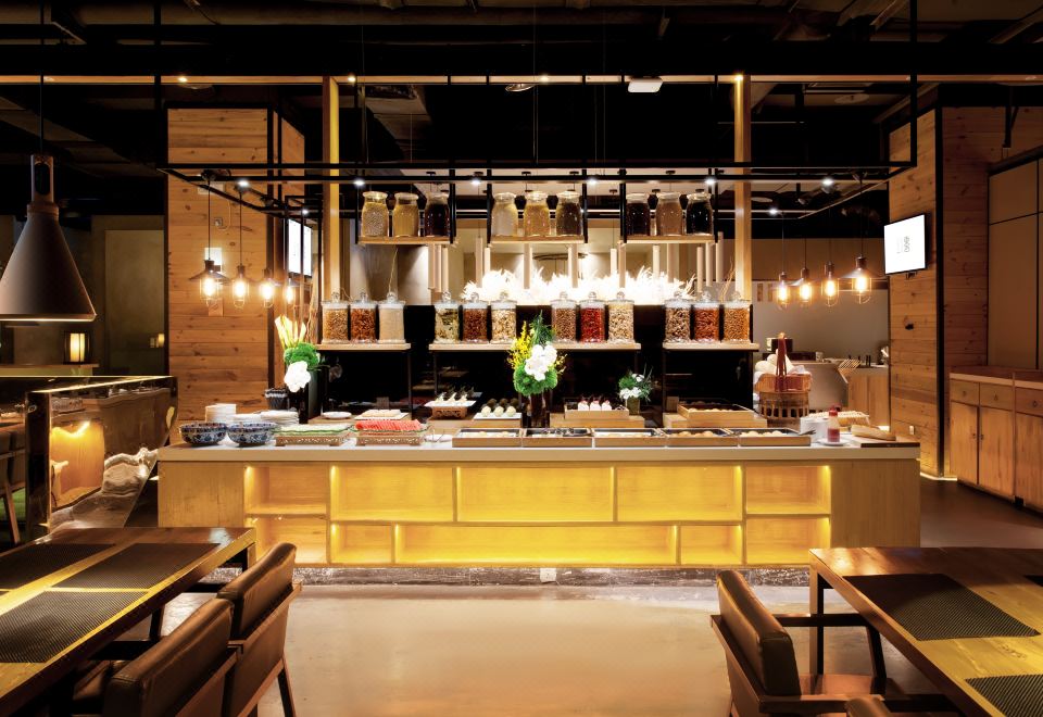 1. 시안 이스턴 하..