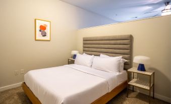 CozySuites Music Row