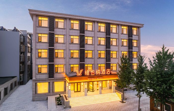 Vienna Hotel (Tangshan Fengrun Linyin Road Branch)