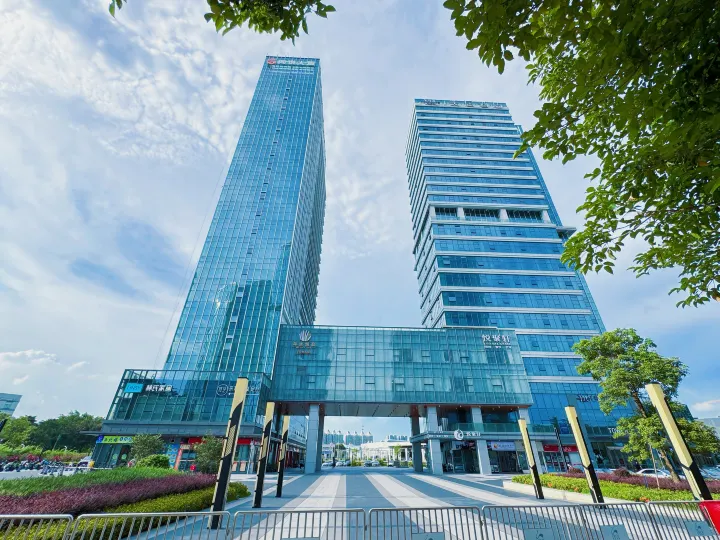 Yunqi International Apartment (Huangpu Fish Zhugang Branch)