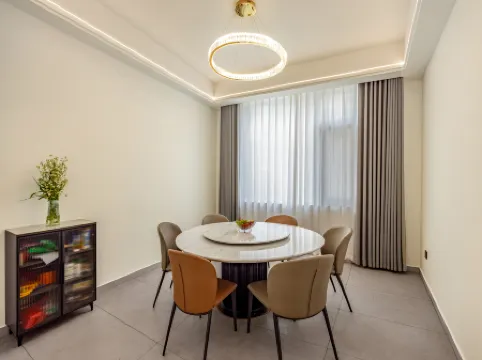 Tonglu Qingyuan· Villa mountain and wild river tracing around the mountain beautiful accommodation Отели рядом с достопримечательностью «Tianlongjiupu»