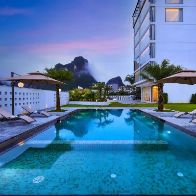 Yangshuo mu Jing shan yuan min su Hotels near Tianjia River