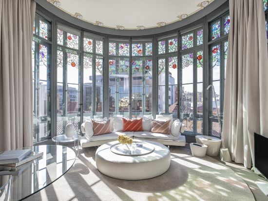 El Palauet Modernist Suites Barcelona