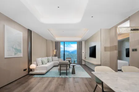 Lishui Marriott Hotel Отели рядом с достопримечательностью «Lishui University Vocational and Technical College»