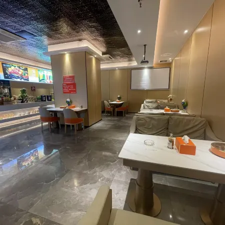 Boluohui Qi Hotel (Yuanzhou Xinhong Plaza)
