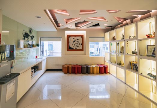 호텔 푸리 위치