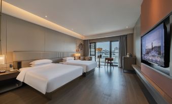 Huzhou Hongcheng Maison New Century Hotel