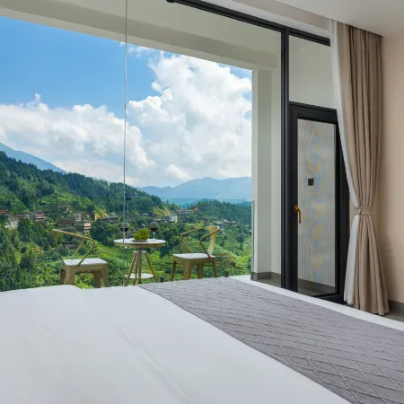 Huali Yunjian Homestay