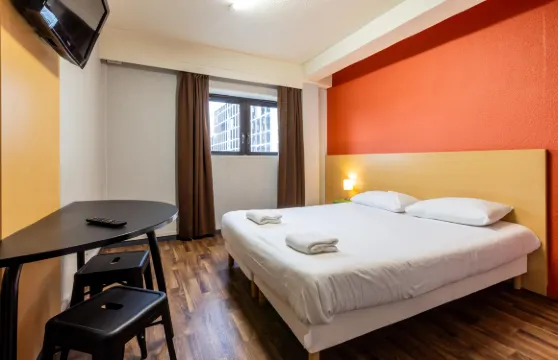 勒阿弗爾好客之人青旅