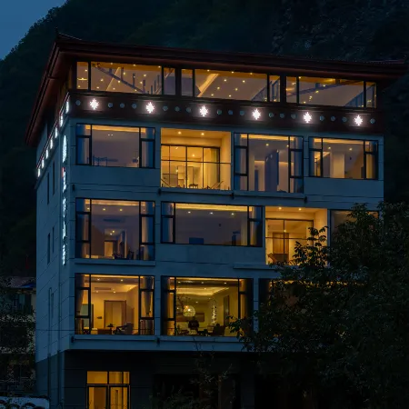 Stay on the mountains