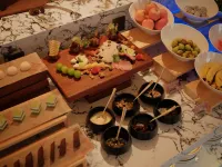 Shenzhen Dameisha Qiluan Mountain and Sea Resort Hotel - فطور