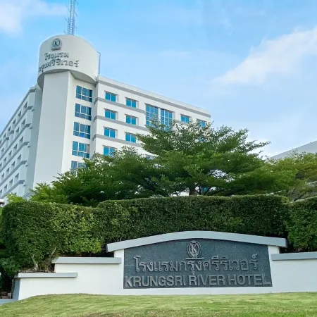 Krungsri River Hotel Отели рядом с достопримечательностью «Железнодорожная станция Аютхаи»