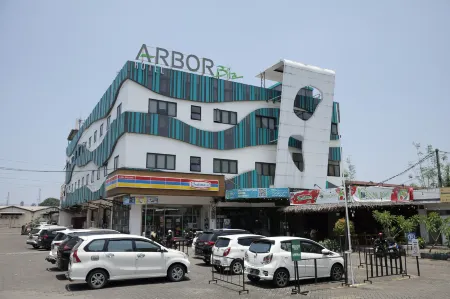 Arbor Biz Hotel