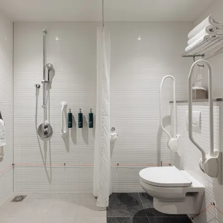DoubleTree by Hilton Amsterdam Centraal Station