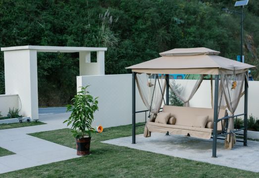 Space KONGEE·Family Pool Stream Tracing Designer Aesthetic Villa (Anji Yun Shang Grassland Resort) Hotel Overview