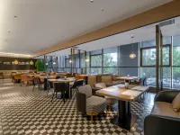 Holz Rarity Hotel(Near The Forbidden City ,Marshal Zhang's Mansion and Liaoning Provincial Museum) Hotels near Hunnan