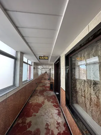 Wolongju Hotel (South Xianghe Road Shop) Отели рядом с достопримечательностью «Prague Herb Garden»