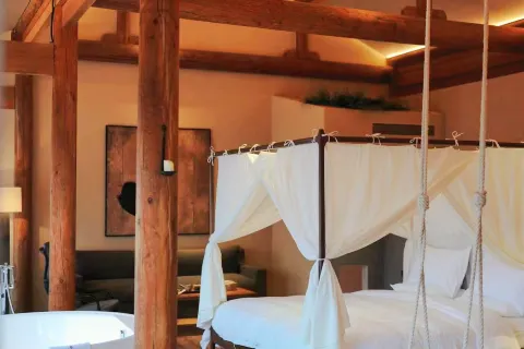 Tingchu Hot Spring Resort Homestay