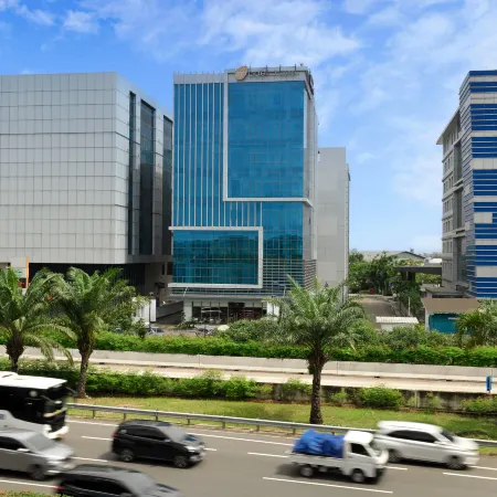 Model J Hotel Jakarta Soekarno - Hatta Airport