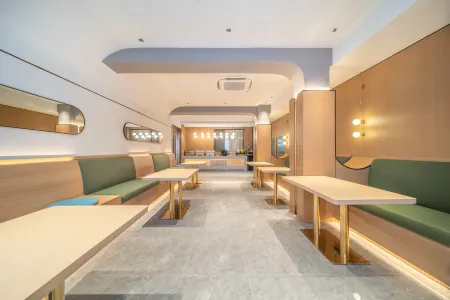 Yanzhi Hotel (Zhengzhou Zijingshan Park Store) Отели рядом с достопримечательностью «Huanghe S & T College School of Information Engineering»