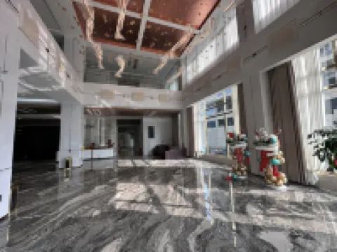 전슝 징청 그랜드 호텔 (이러 타운)