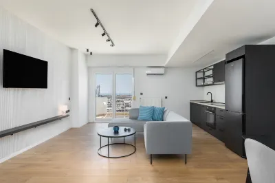 Celine by halu!, Apartments in the center Hôtels à : Ambelokipi-Menemeni