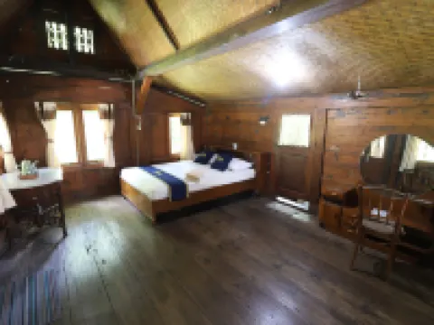 Tripletree Katumbiri Resort Hotels in Cijeruk