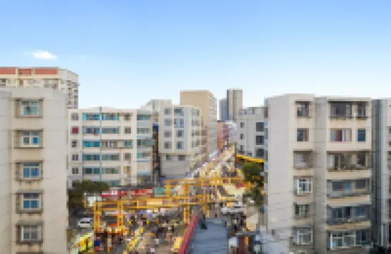 Junze Hotel (Kunming Railway Station Shuangqiao Night Market Style Street Branch)