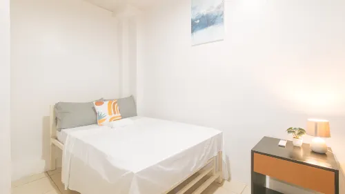 Cozy Cove Inn by RedDoorz Hotel di Murcia