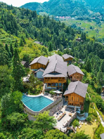 Moon Mountain Residence | Panoramic Luxury Villa in Jiayi Miao Village - 4-Star