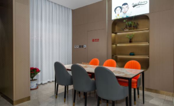 Magnotel Hotel (Dalian North Station)