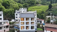 Yilan Xiaozhu · Villa Autumn Sun Vacation Boutique Stay (Huangling Scenic Area) Các khách sạn gần Huang Hill