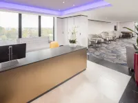 Hilton London Gatwick Airport Hotels in Gatwick