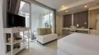 Verano Beach Villa - Balcony